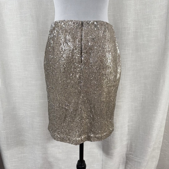 WHBM Women's Size 2 Gold Sequin Mini Skirt - Picture 3 of 9